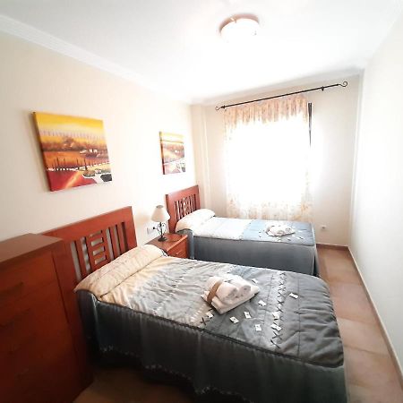 Apartamento 2 Dormitorios.Urb Playa Verde Isla Canela Esterno foto