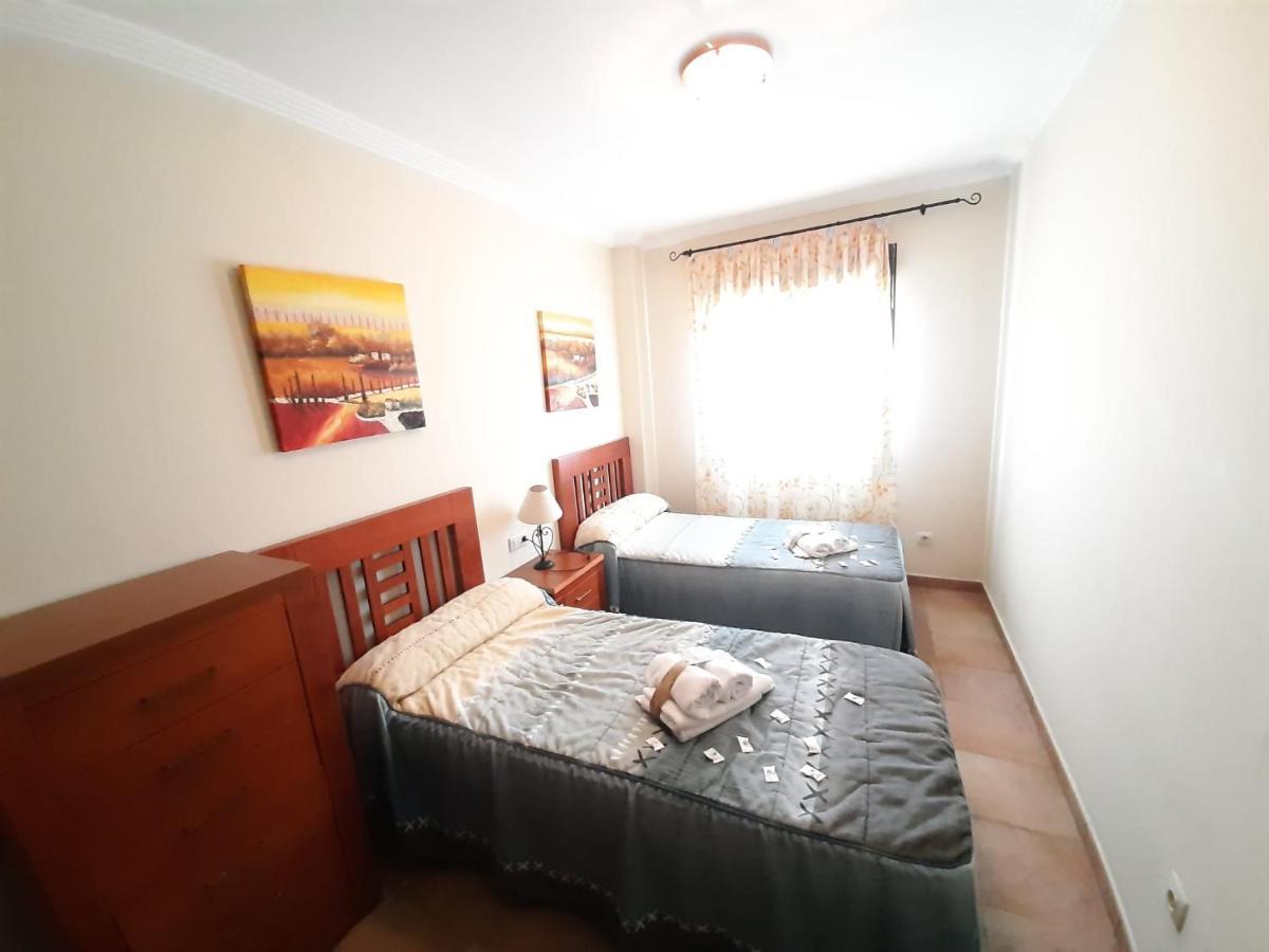 Apartamento 2 Dormitorios.Urb Playa Verde Isla Canela Esterno foto