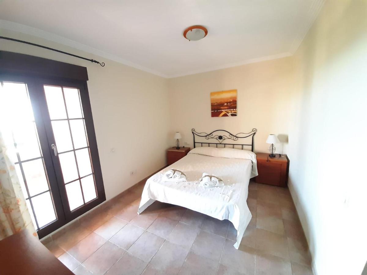 Apartamento 2 Dormitorios.Urb Playa Verde Isla Canela Esterno foto